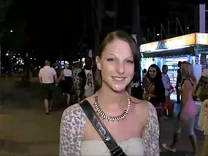 Hermosa amateur mama ...